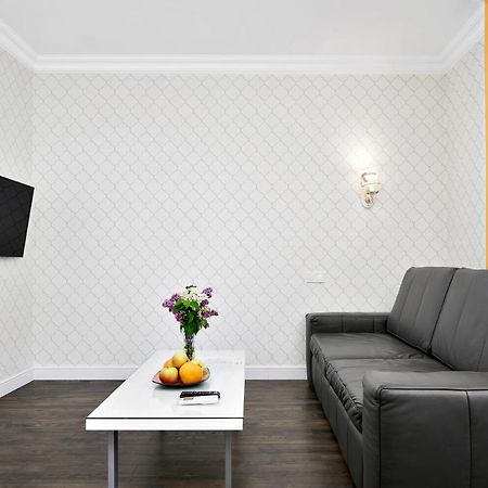 Myaparts D10 Apartman Lviv Kültér fotó